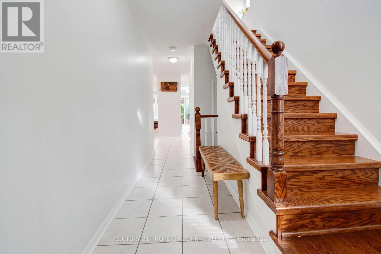 51 - 1575 SOUTH PARADE COURT