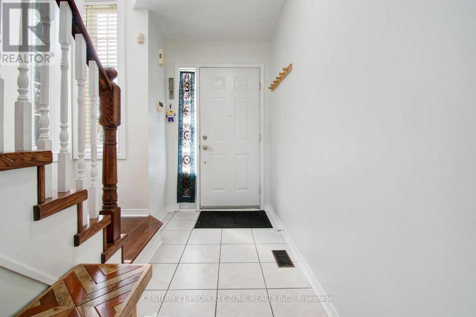 51 - 1575 SOUTH PARADE COURT