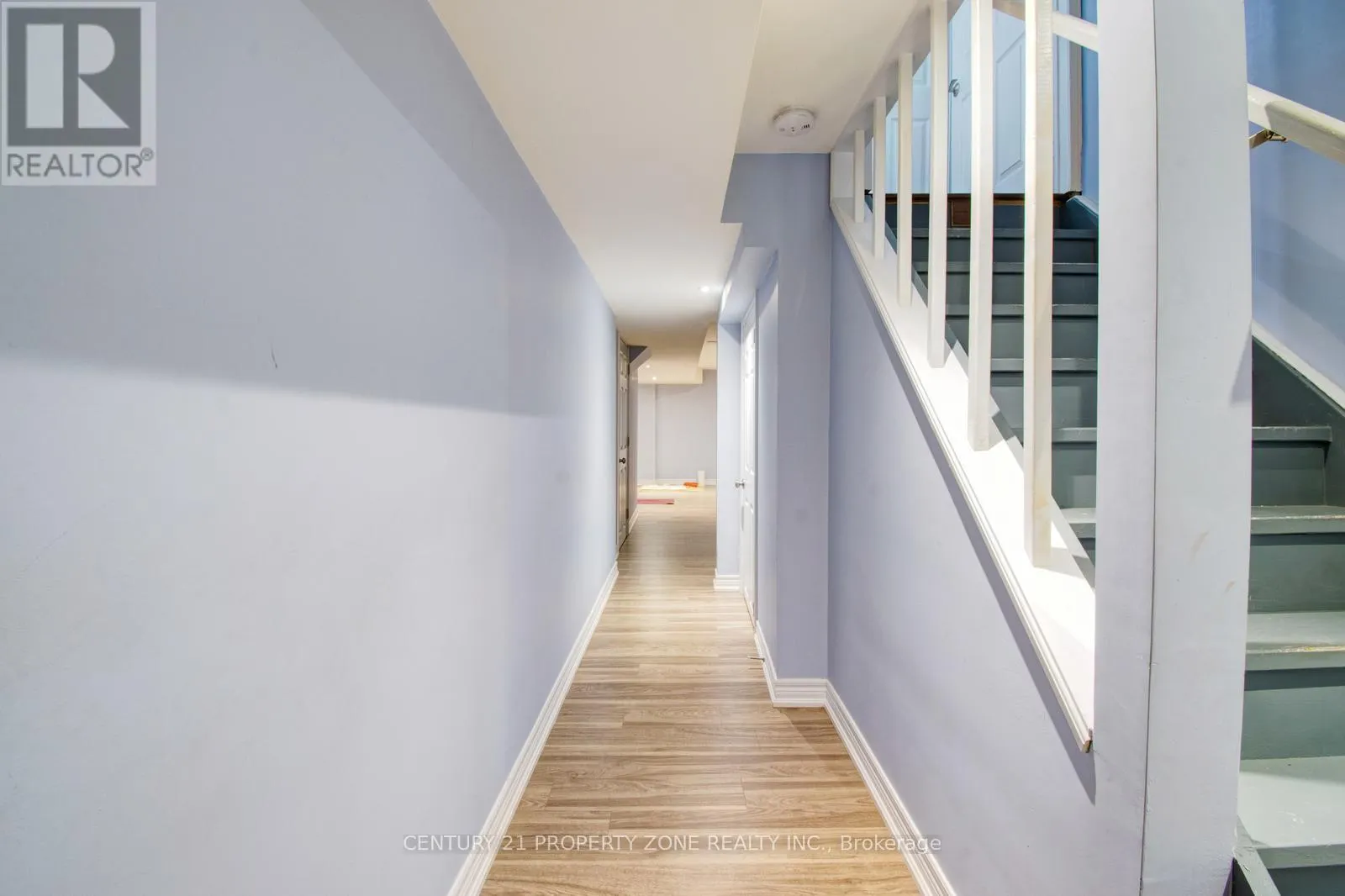 51 - 1575 SOUTH PARADE COURT