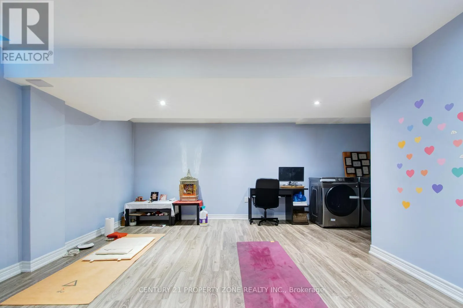 51 - 1575 SOUTH PARADE COURT