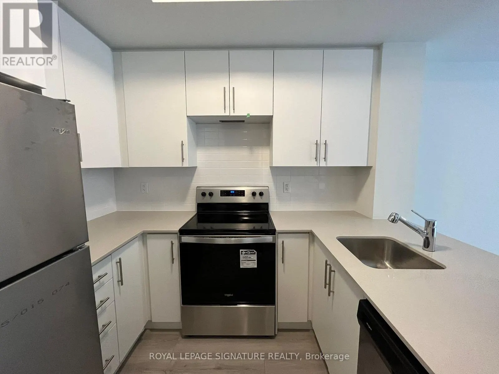 3 - 3409 RIDGEWAY DRIVE