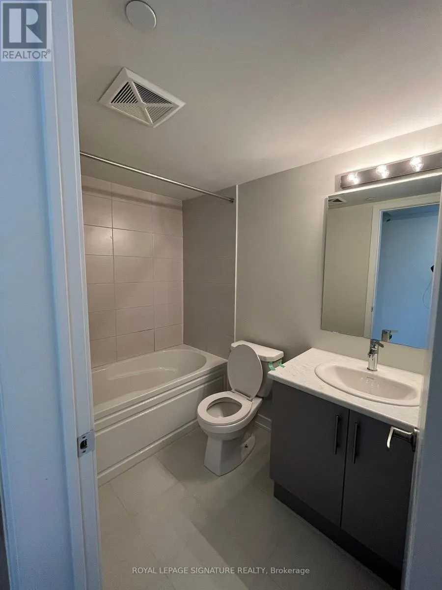 3 - 3409 RIDGEWAY DRIVE