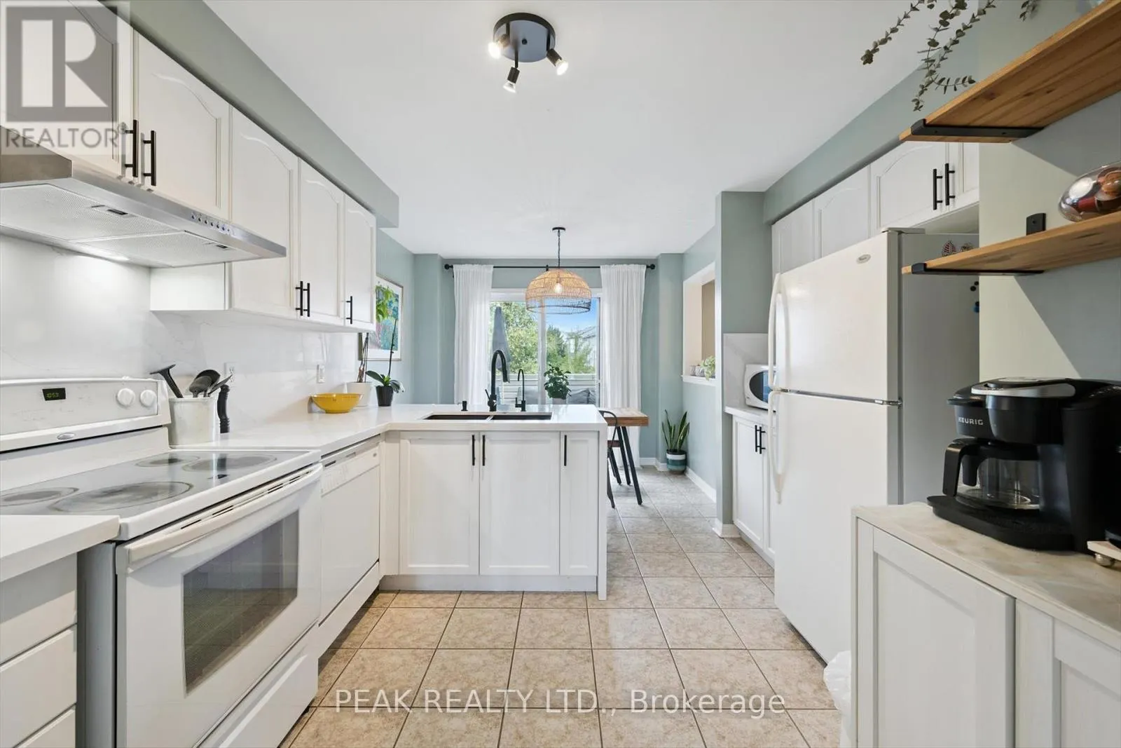 26 - 3030 BREAKWATER COURT