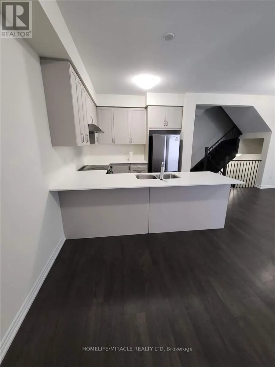 21 PURPLE SAGE DRIVE