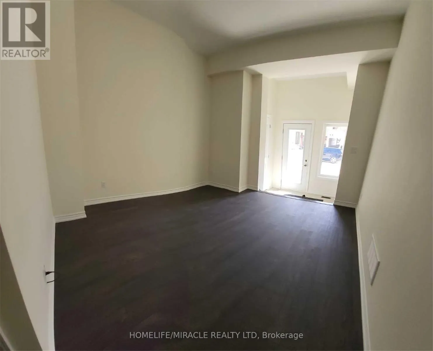 21 PURPLE SAGE DRIVE