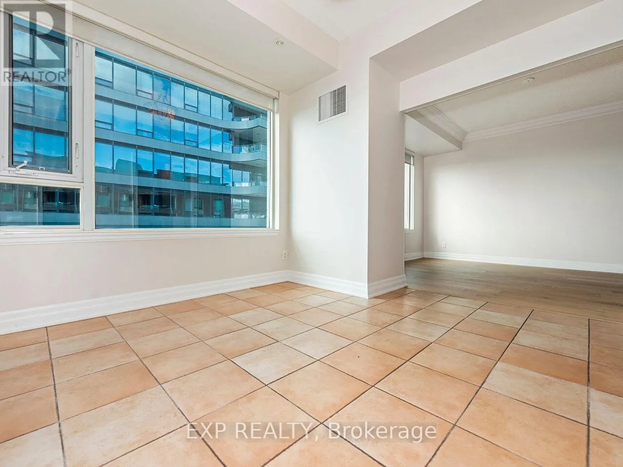 406 - 65 PORT STREET E