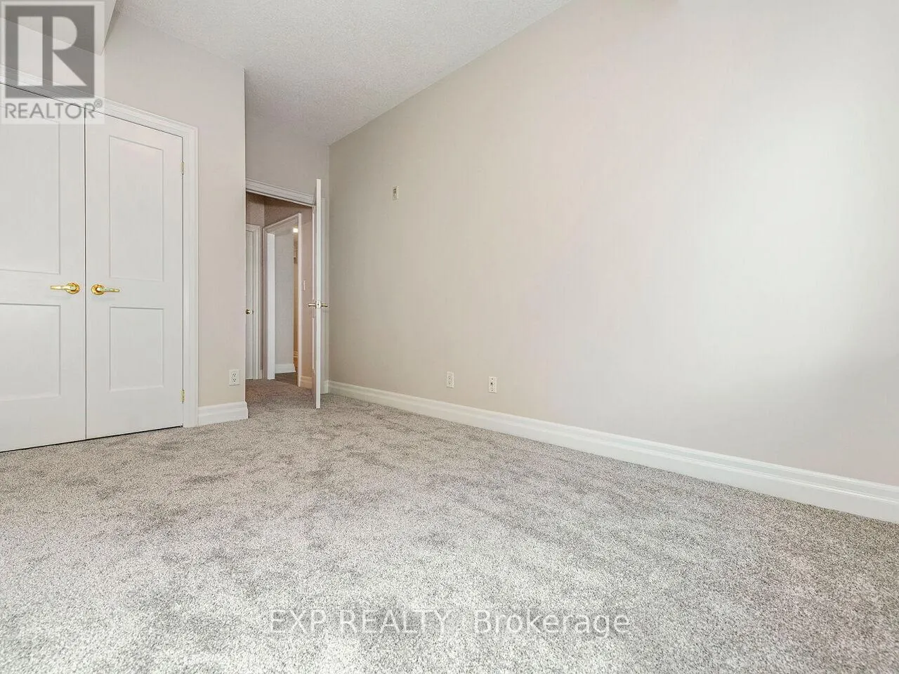 406 - 65 PORT STREET E