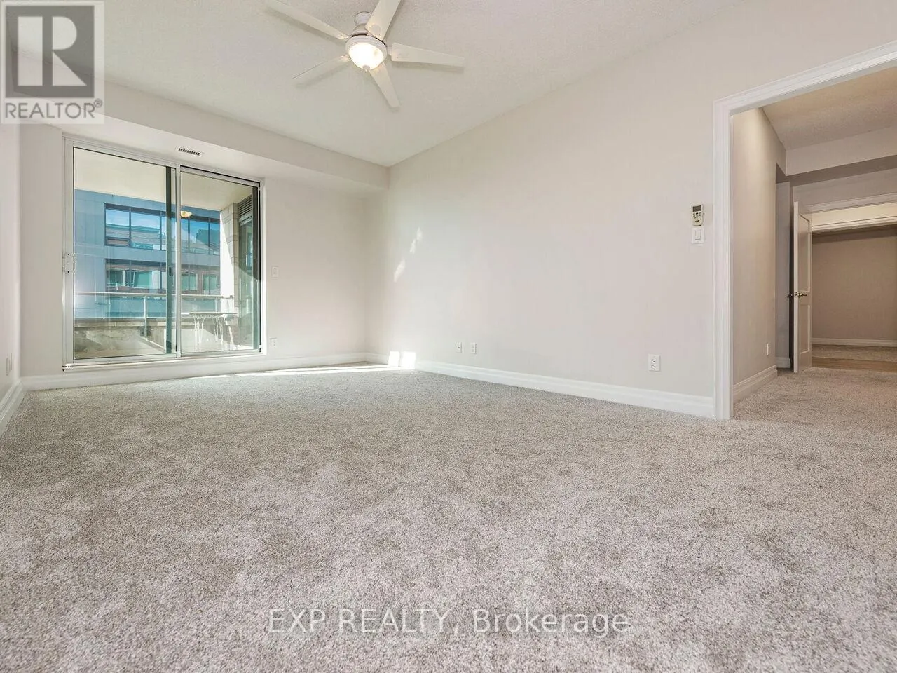 406 - 65 PORT STREET E