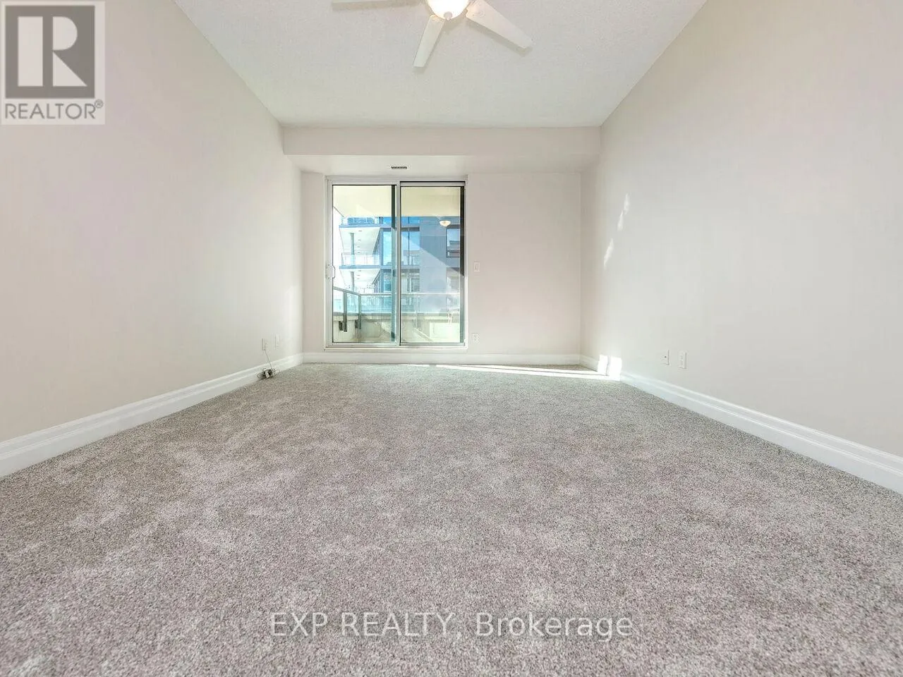 406 - 65 PORT STREET E