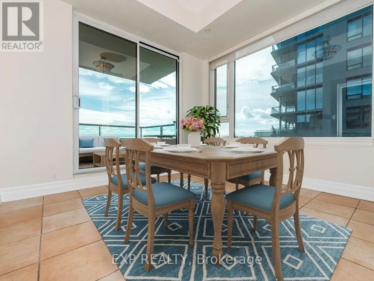 406 - 65 PORT STREET E