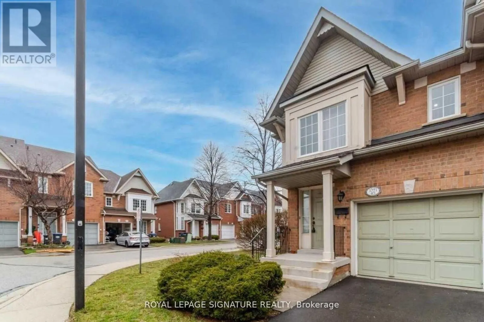 45 - 1591 SOUTH PARADE COURT