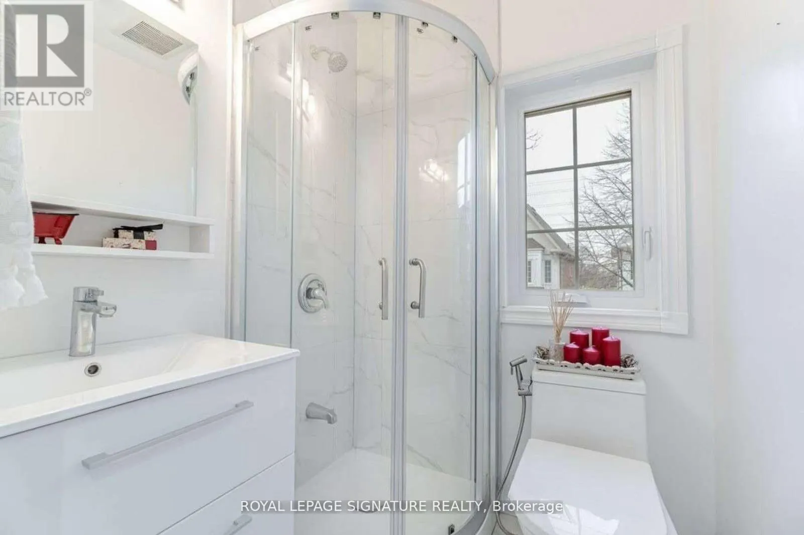 45 - 1591 SOUTH PARADE COURT