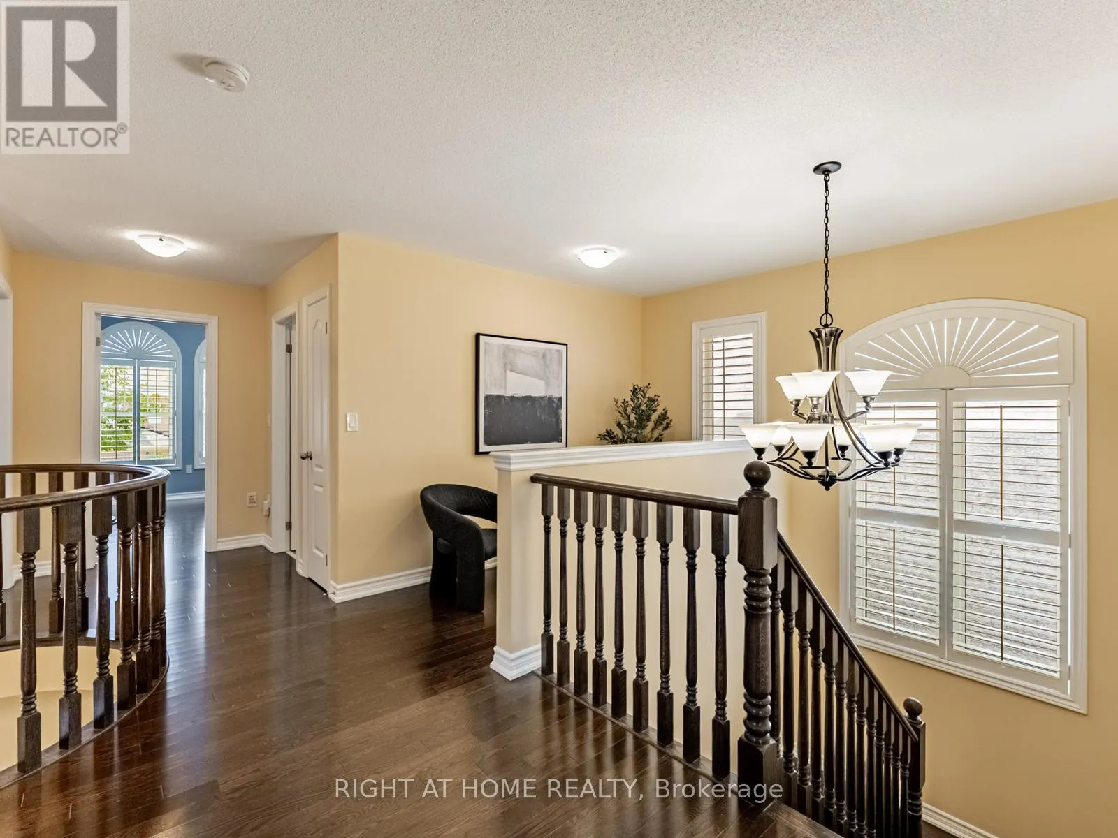 7 MEDITERRANEAN CRESCENT