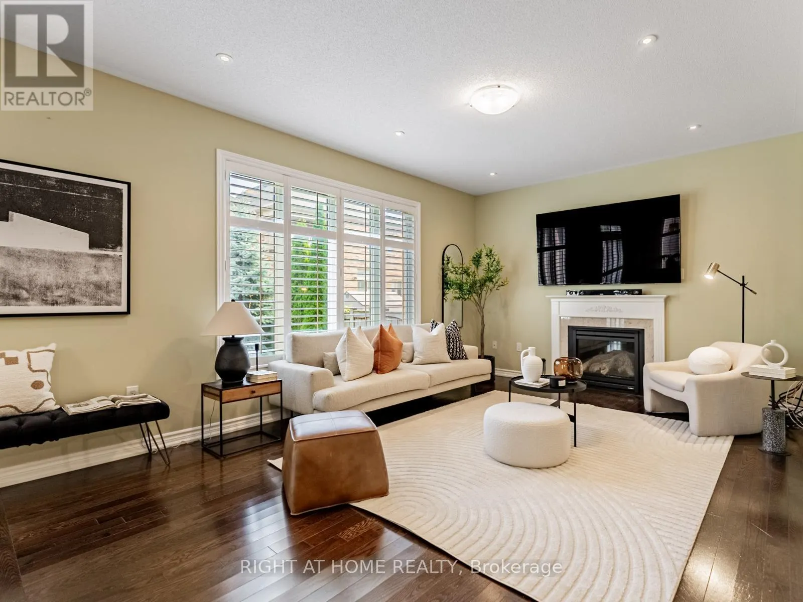 7 MEDITERRANEAN CRESCENT