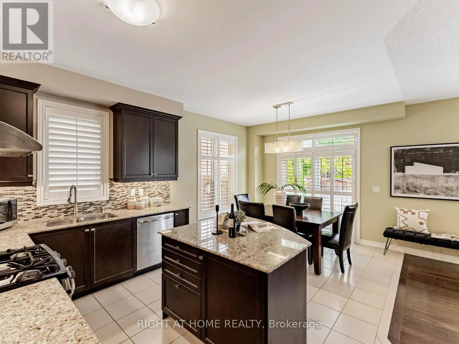 7 MEDITERRANEAN CRESCENT