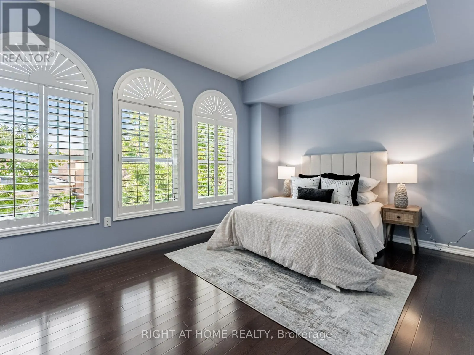 7 MEDITERRANEAN CRESCENT