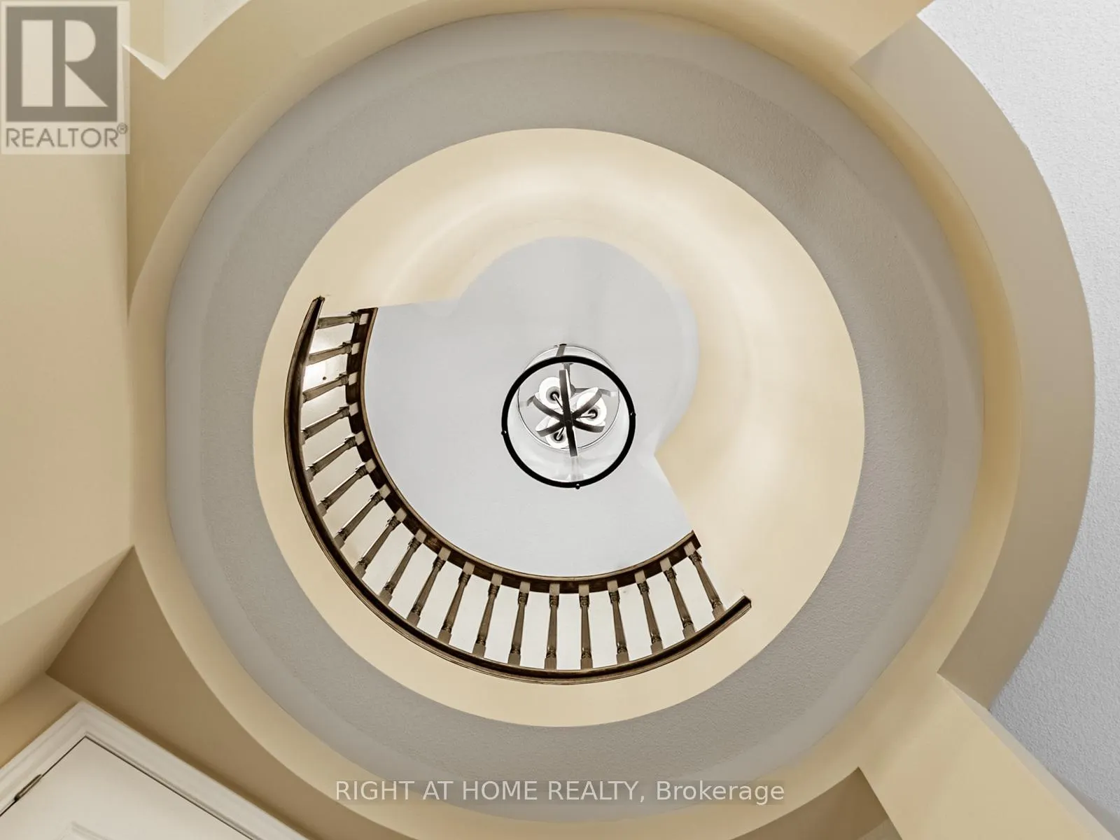 7 MEDITERRANEAN CRESCENT