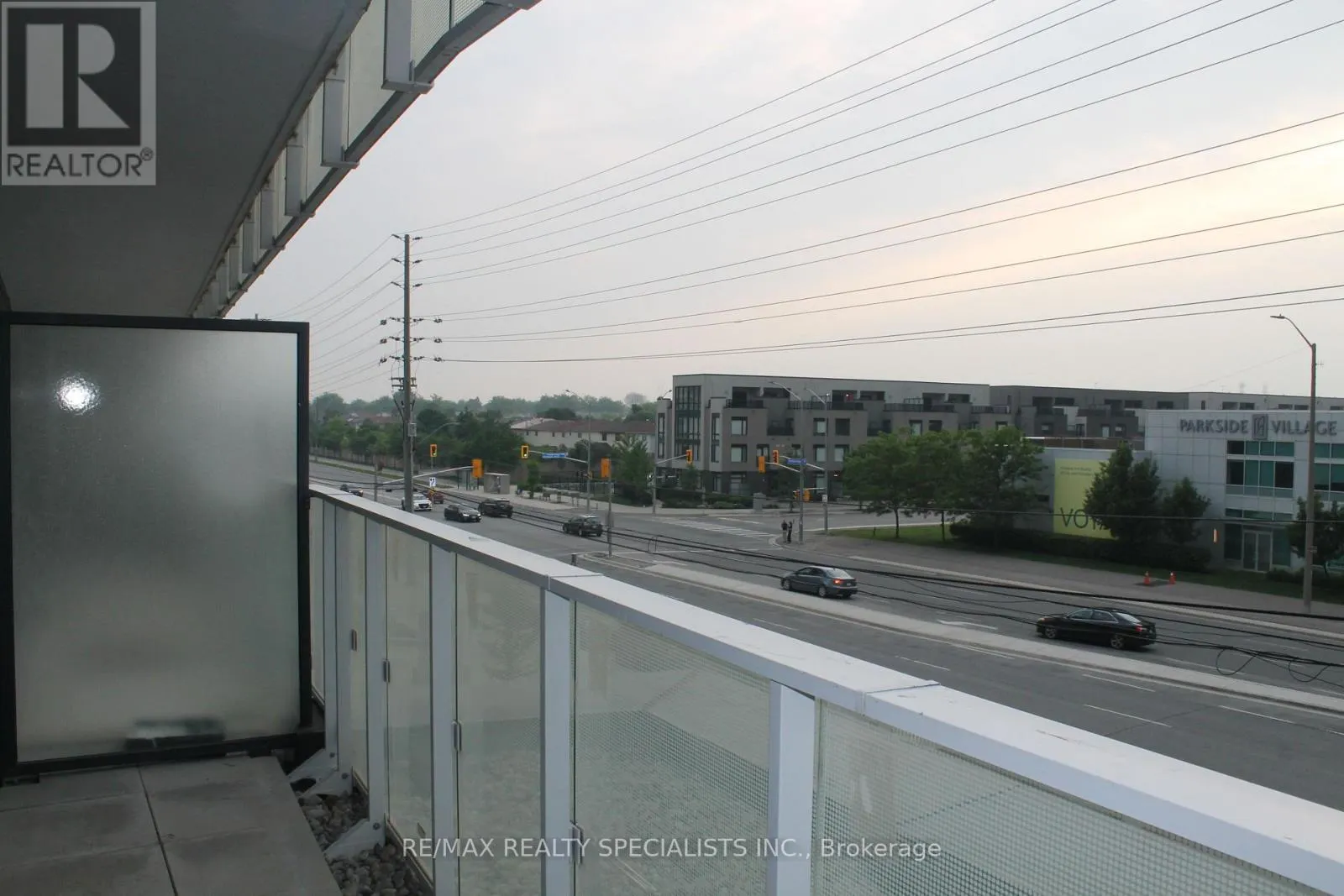 211 - 3900 CONFEDERATION PARKWAY