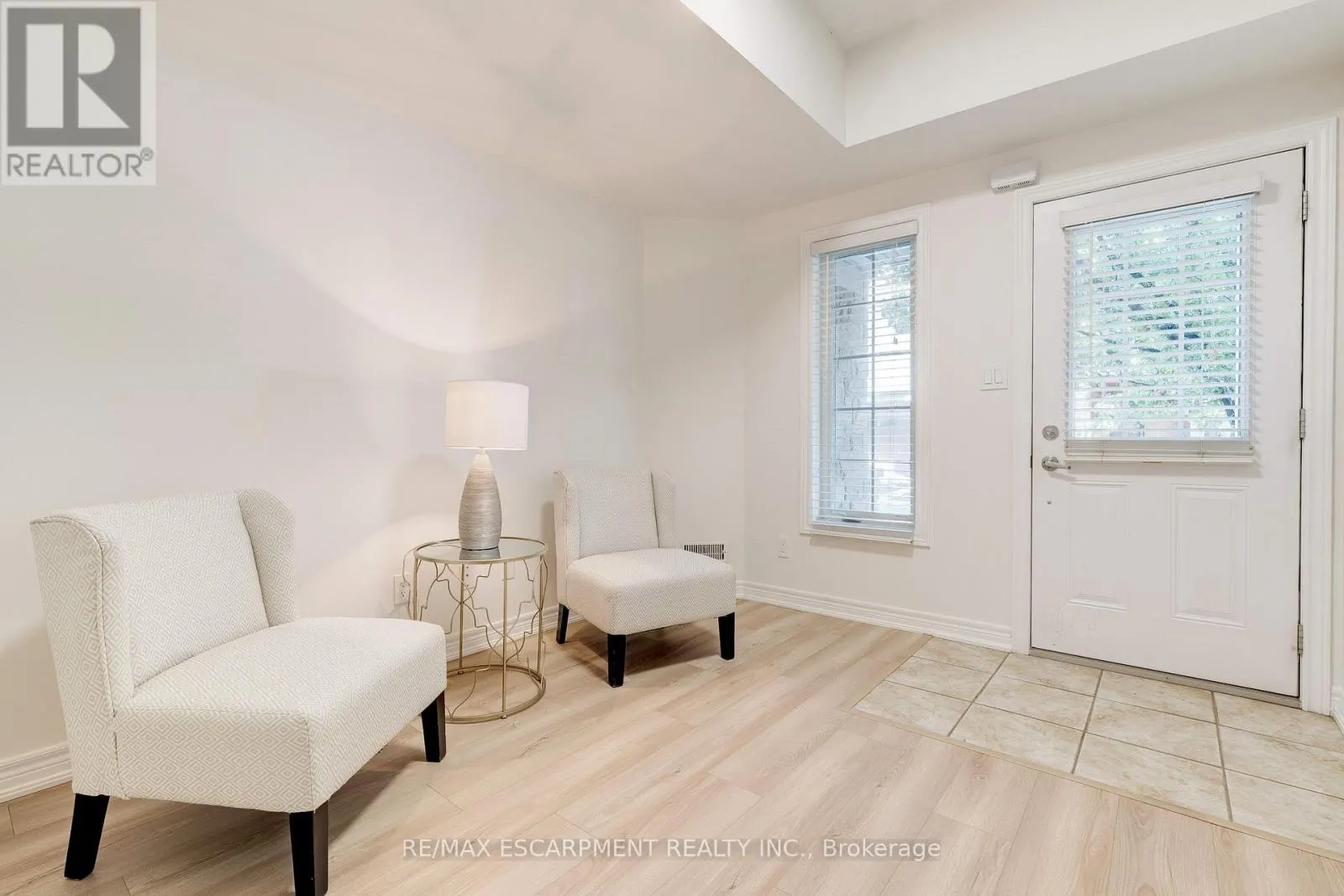 628 GARIBALDI COMMON