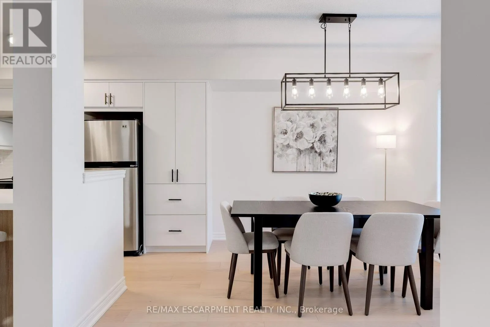 628 GARIBALDI COMMON