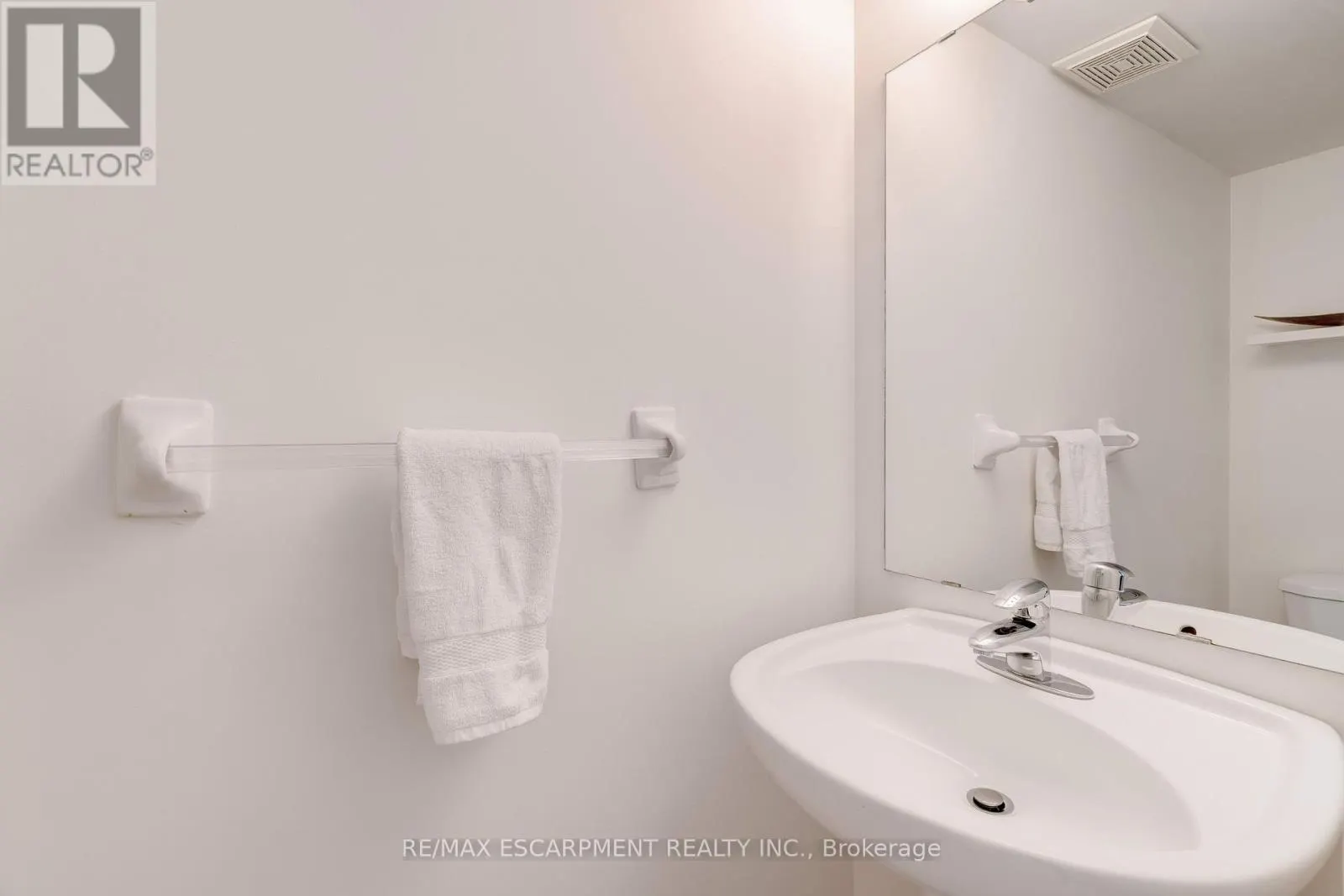 628 GARIBALDI COMMON