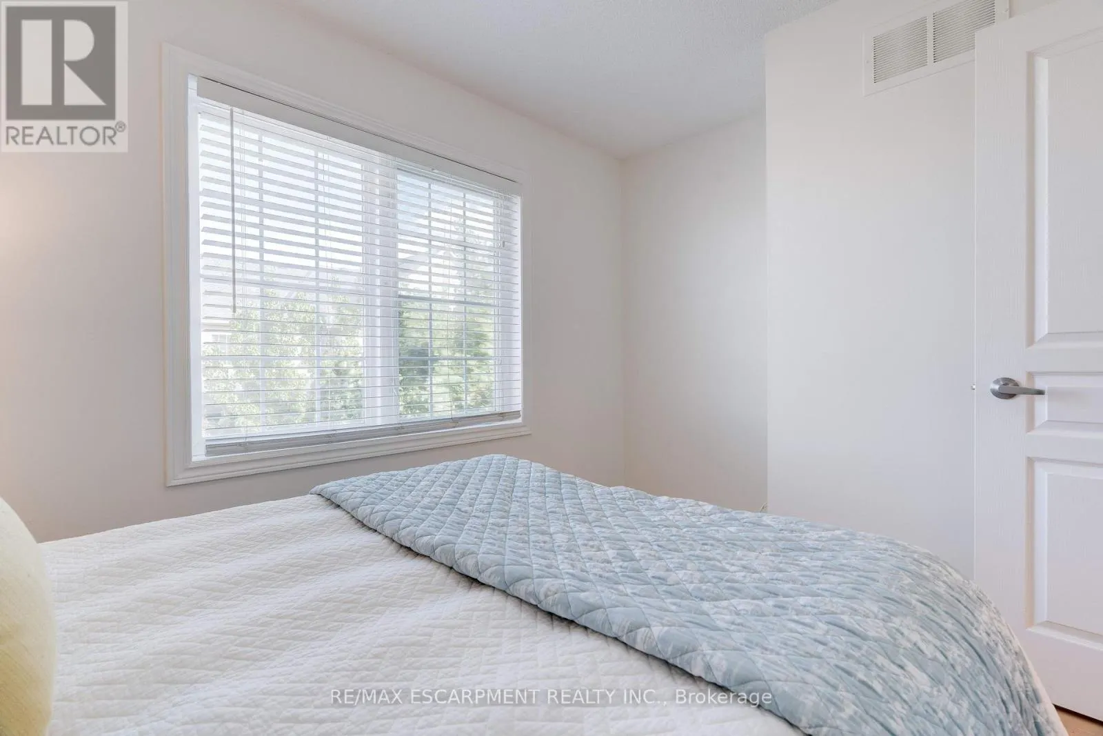 628 GARIBALDI COMMON