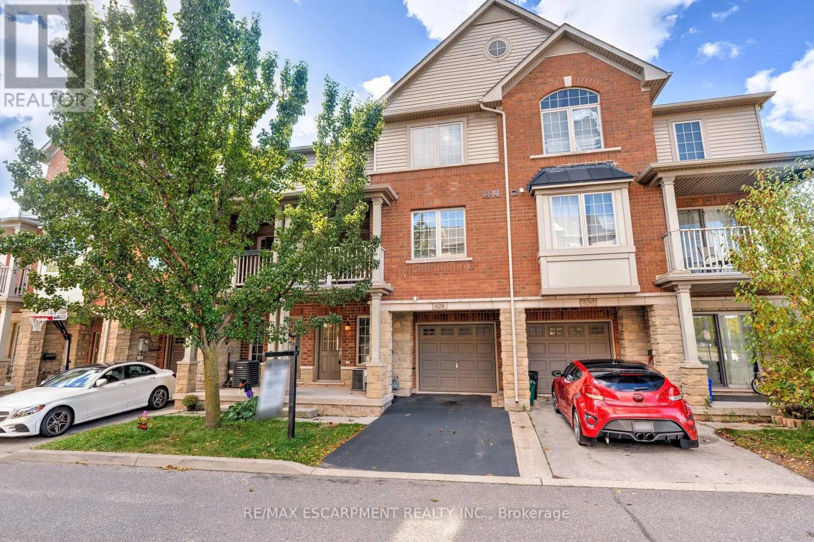 628 GARIBALDI COMMON