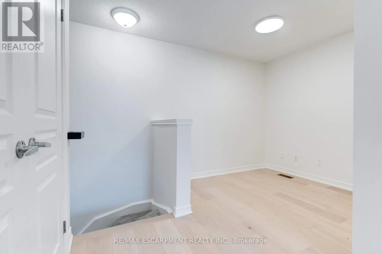 628 GARIBALDI COMMON