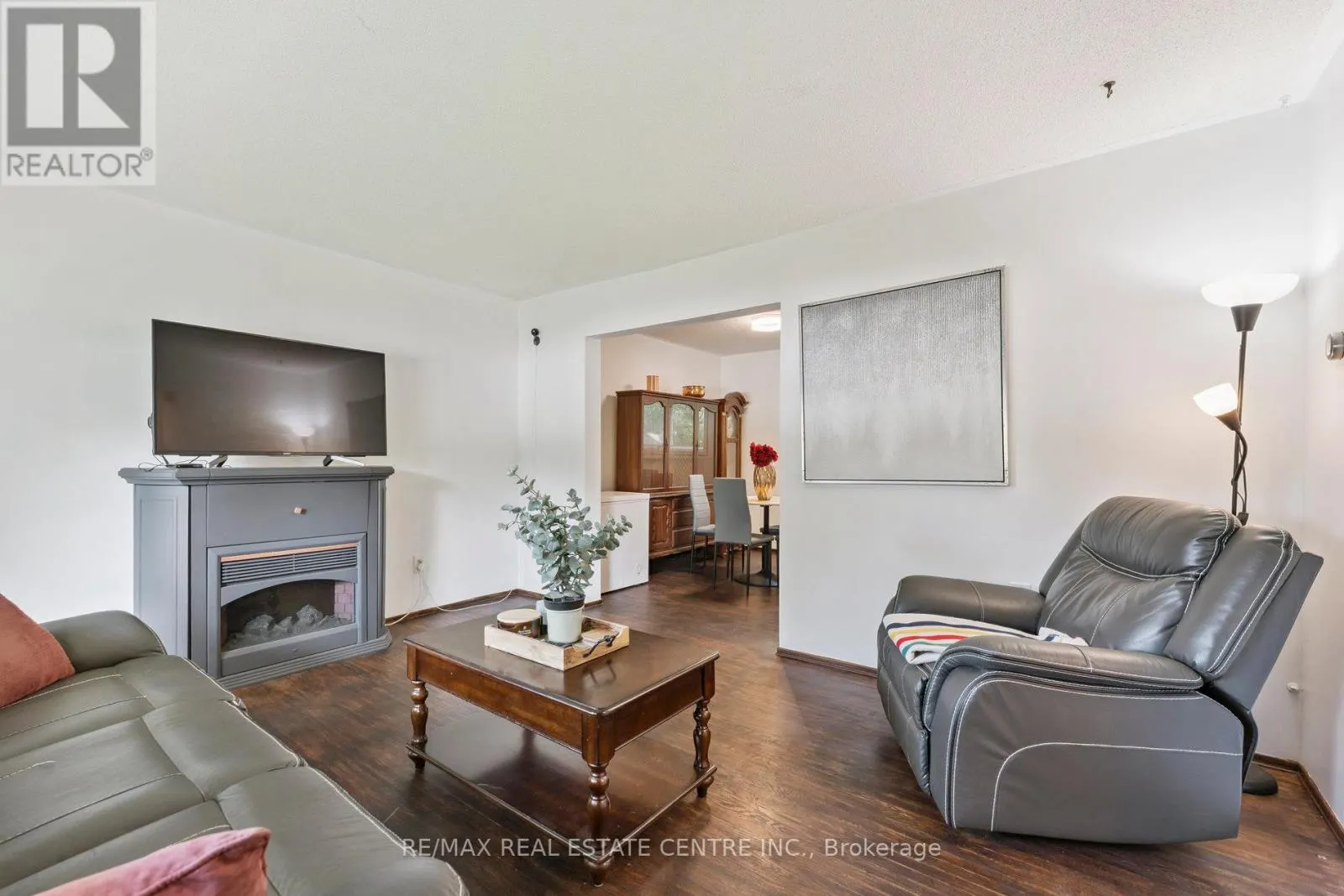 102 RUTHERFORD ROAD N