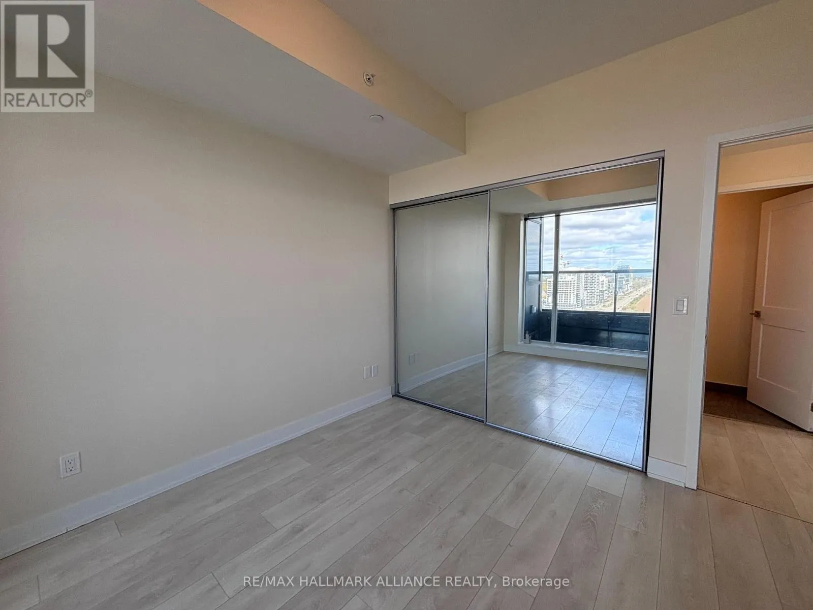 1804 - 297 OAK WALK DRIVE