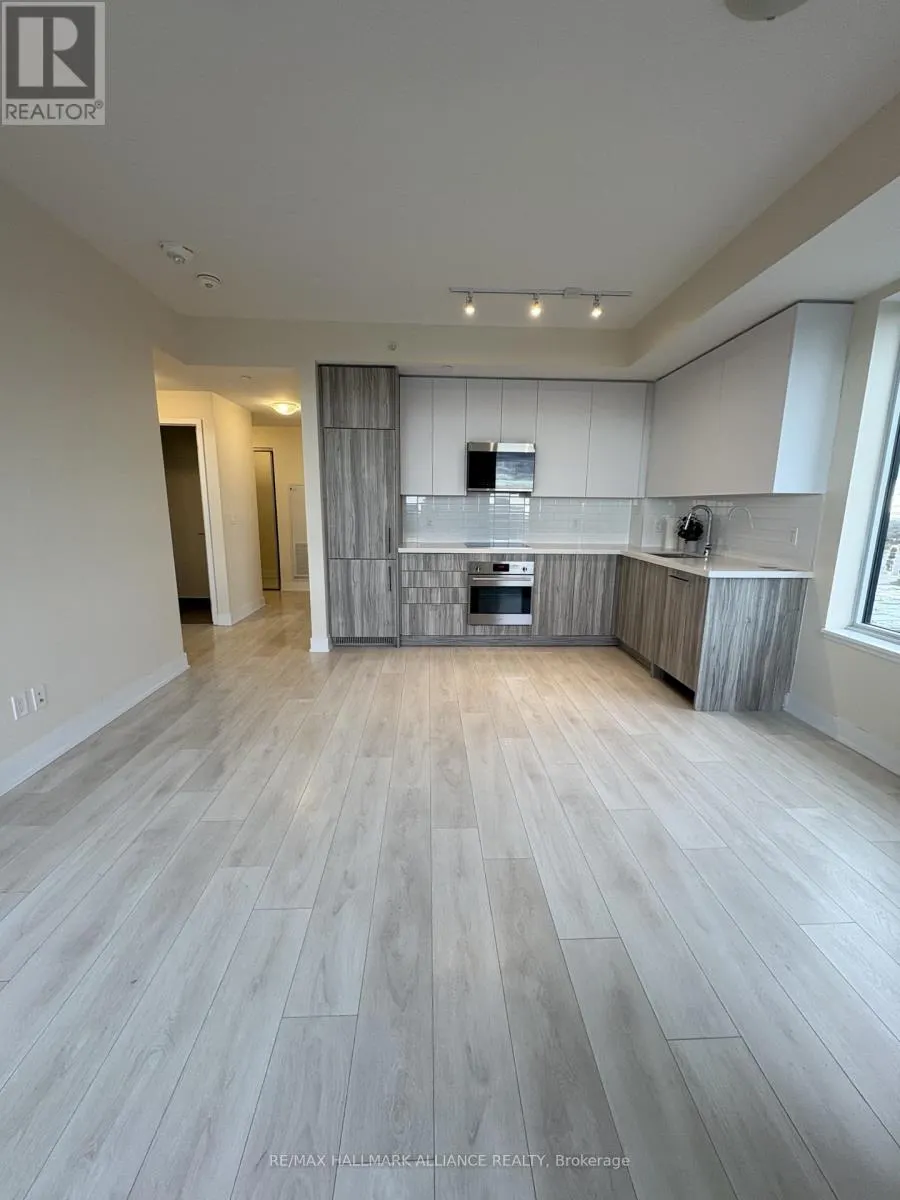 1804 - 297 OAK WALK DRIVE