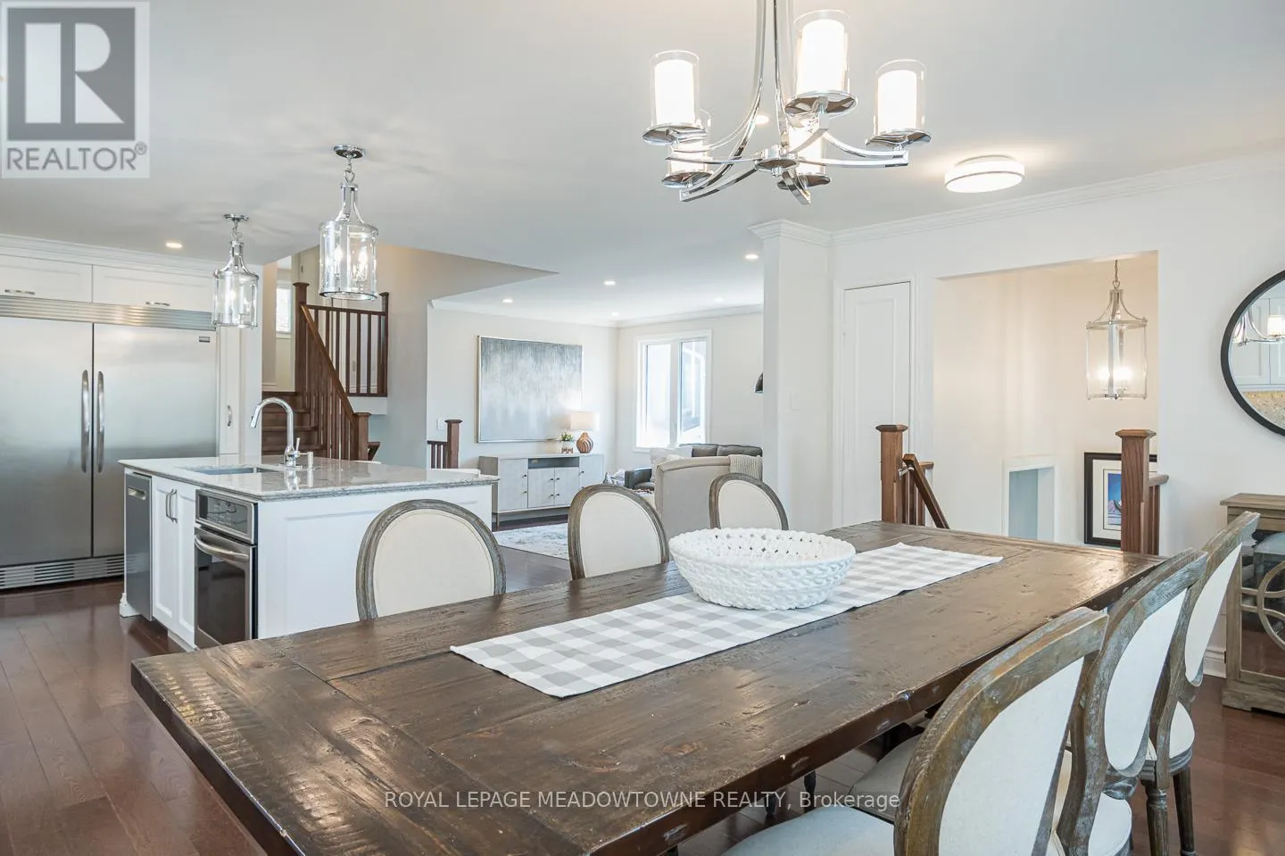 UPPER - 611 BEAVER COURT