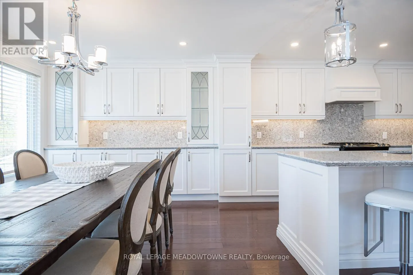 UPPER - 611 BEAVER COURT