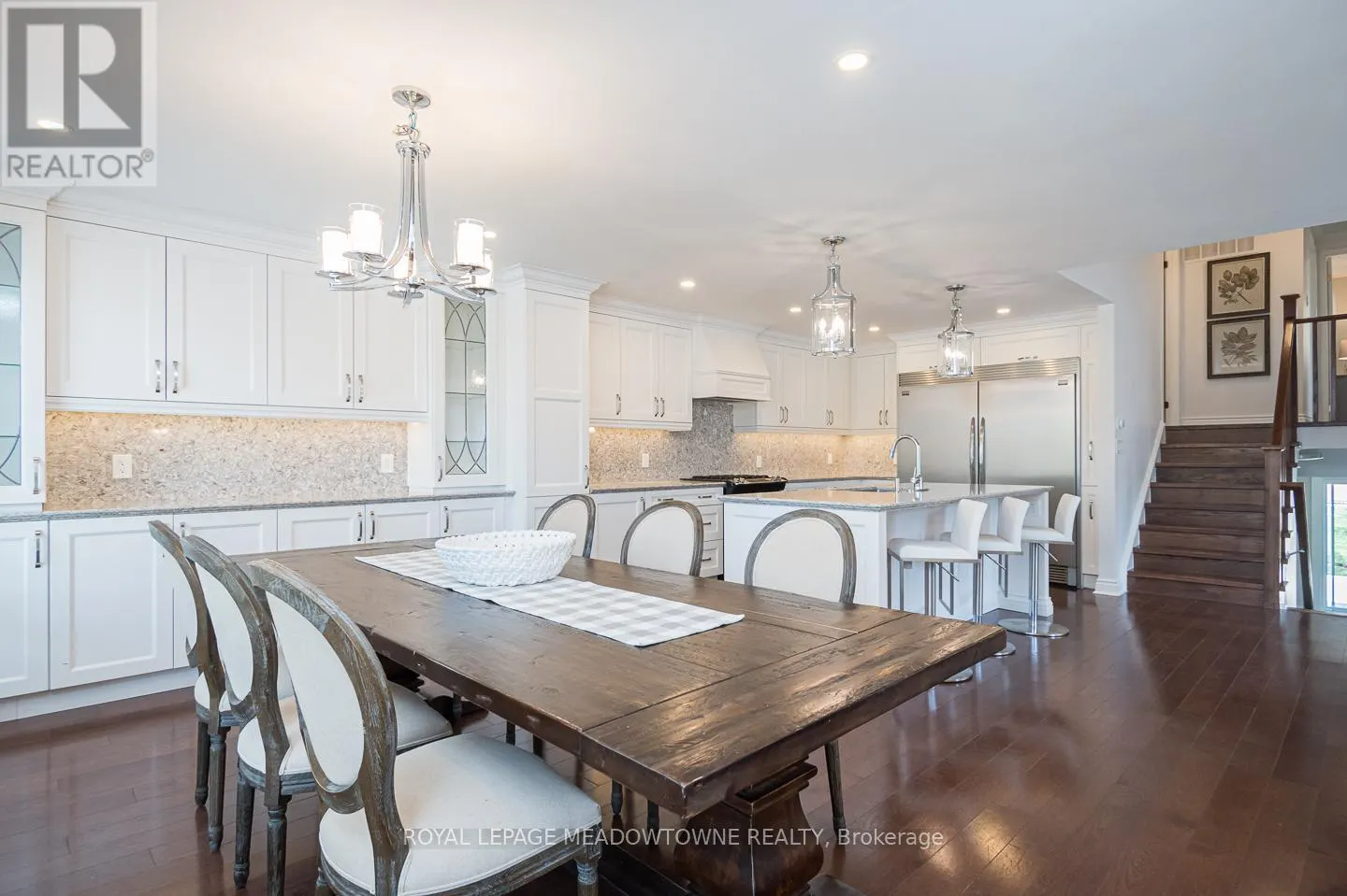 UPPER - 611 BEAVER COURT