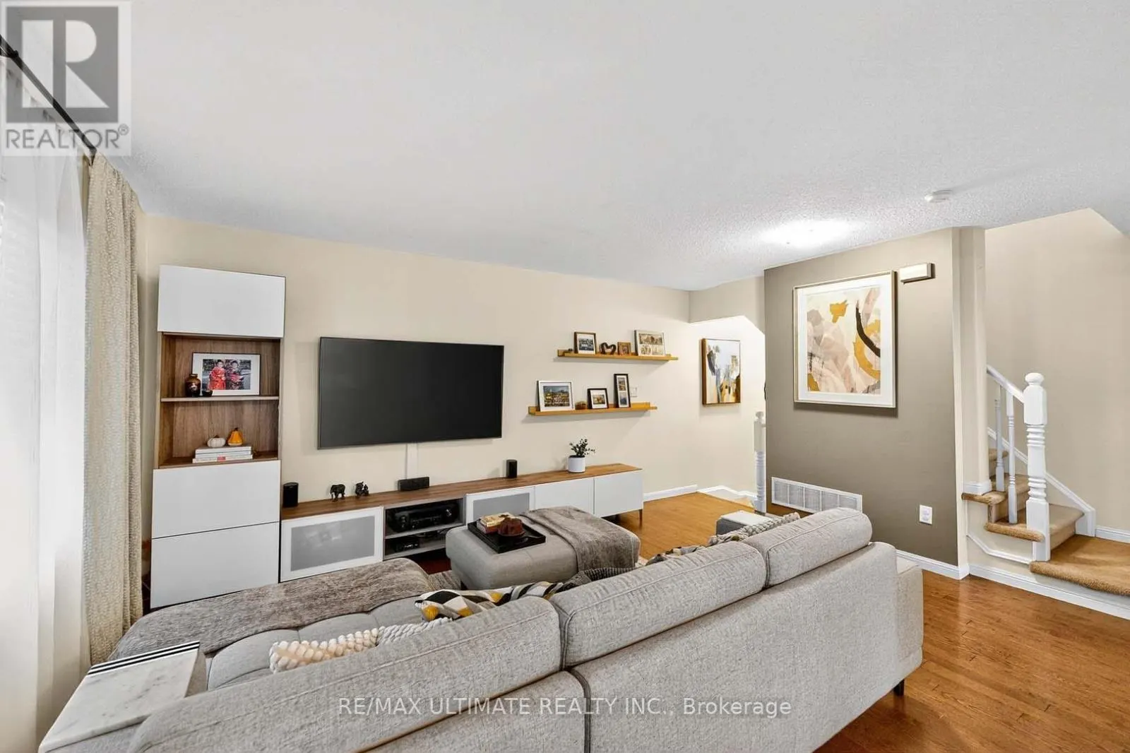 3056 DEWRIDGE AVENUE