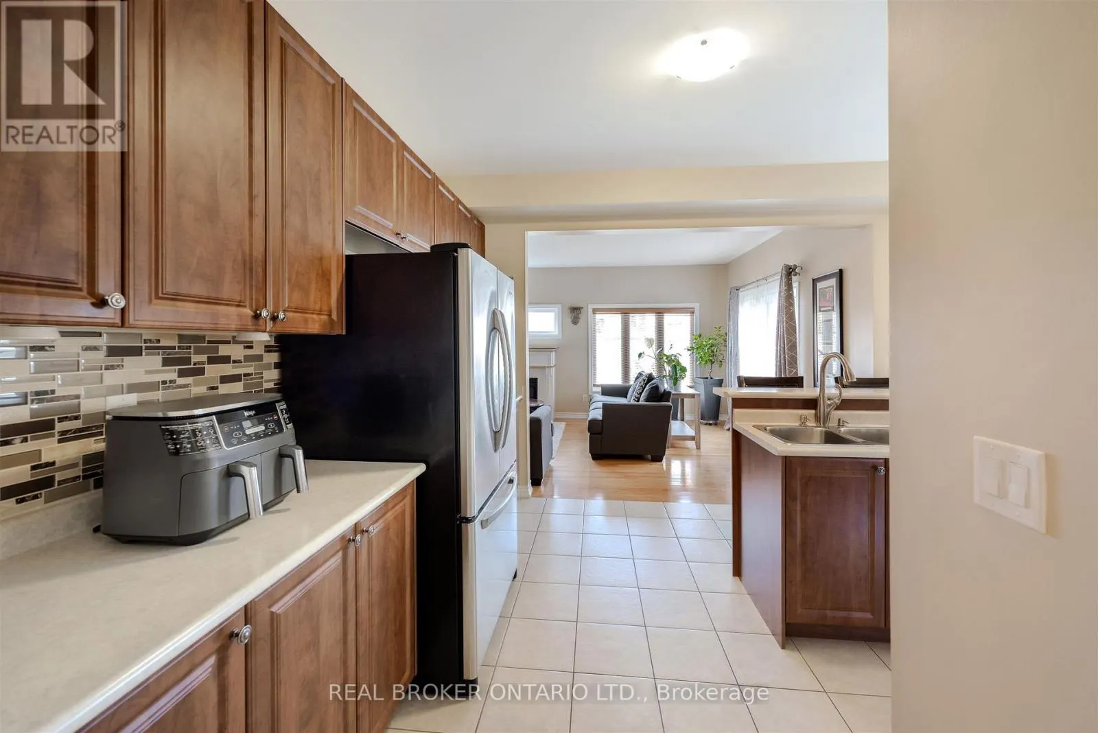 636 SERAFINI CRESCENT