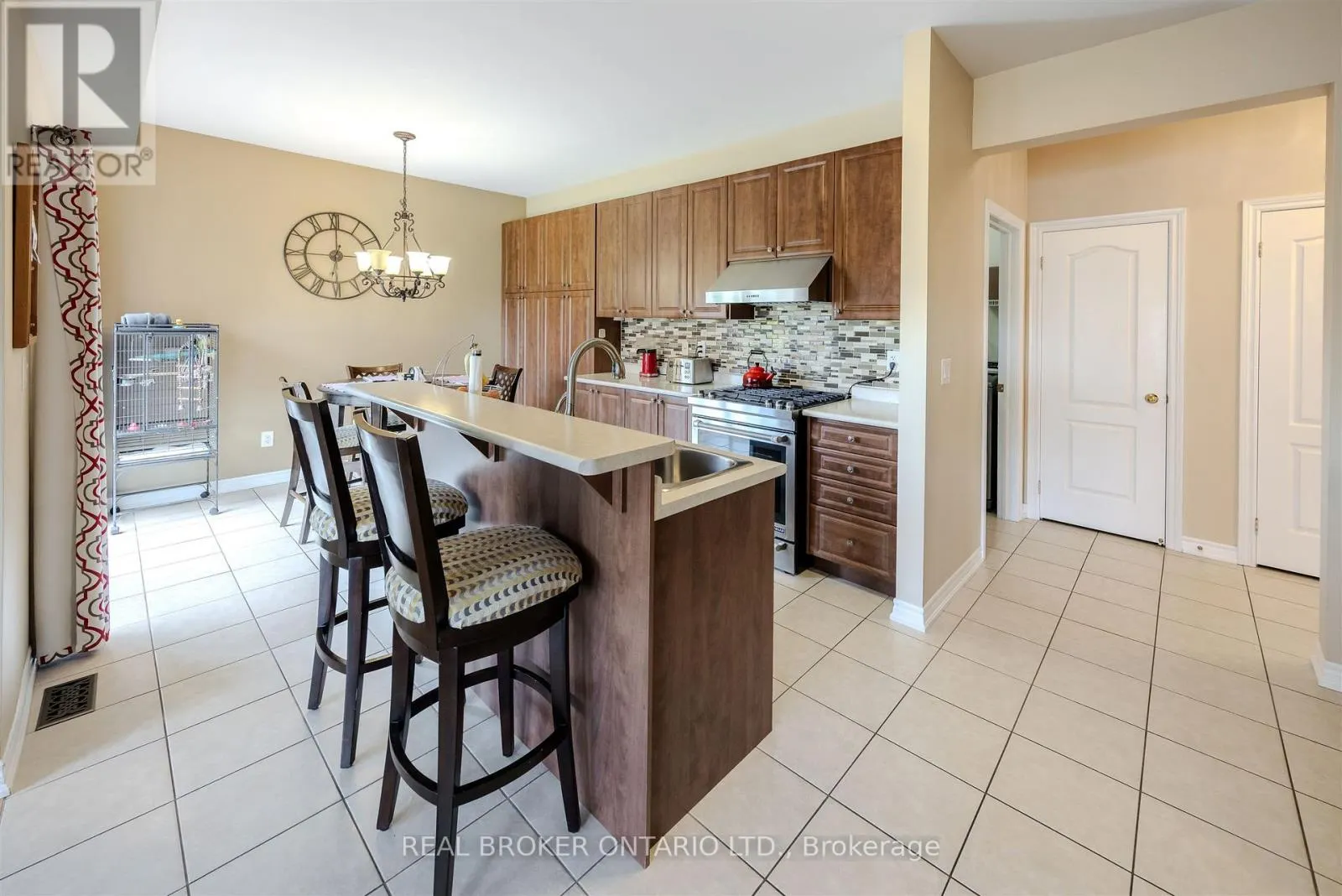 636 SERAFINI CRESCENT