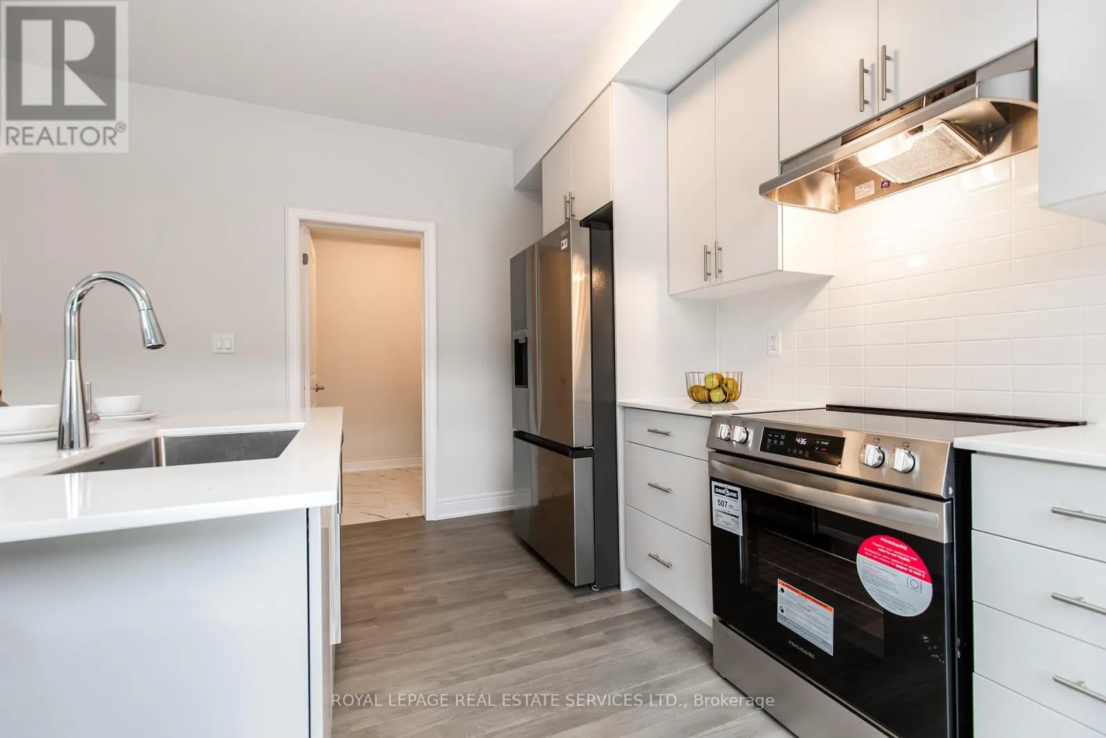 2733 WESTOAK TRAILS BOULEVARD