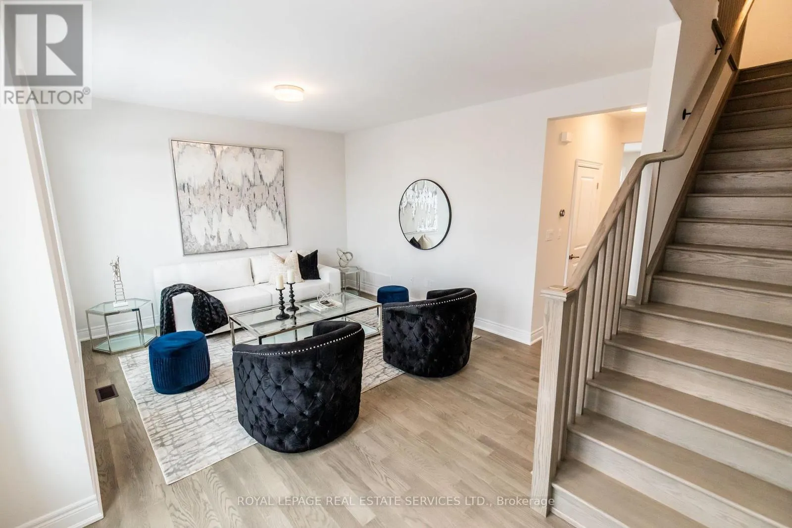 2733 WESTOAK TRAILS BOULEVARD