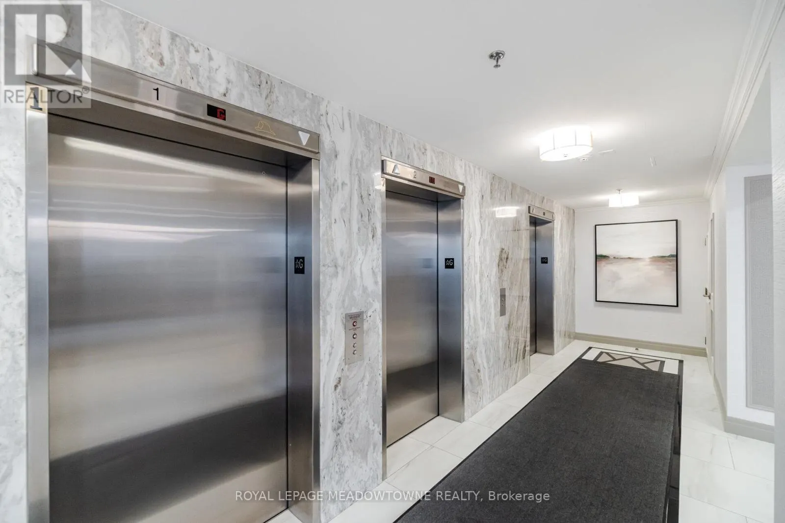 406 - 75 KING STREET E