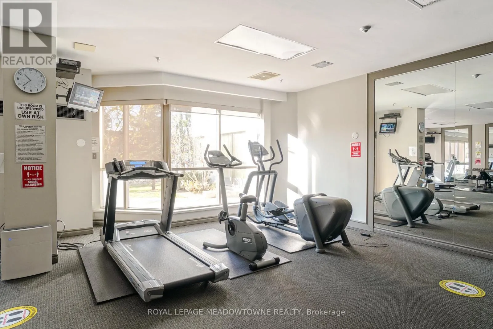 406 - 75 KING STREET E