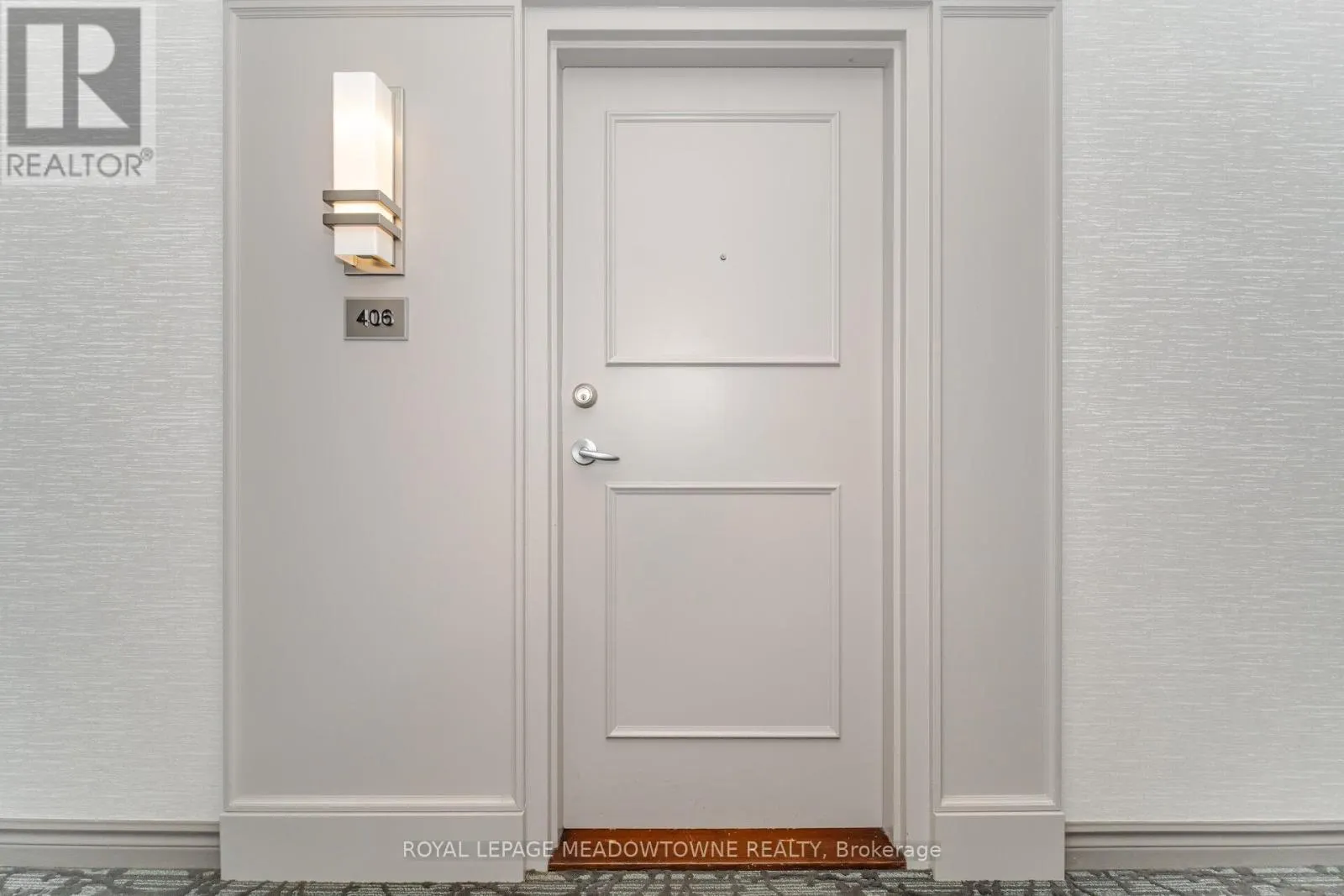 406 - 75 KING STREET E