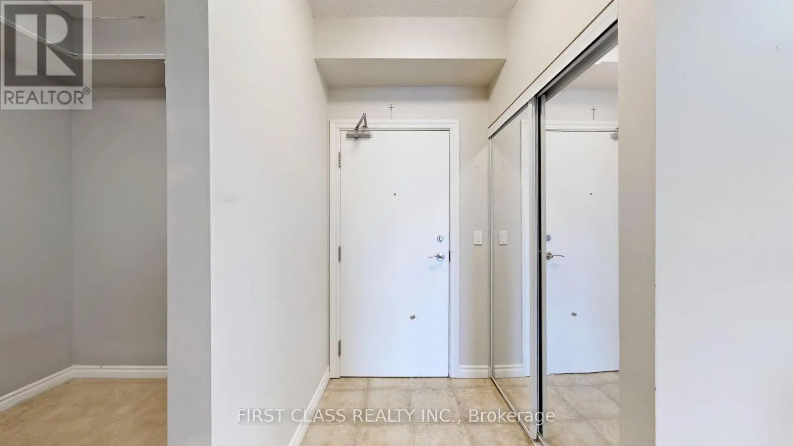 1201 - 810 SCOLLARD COURT