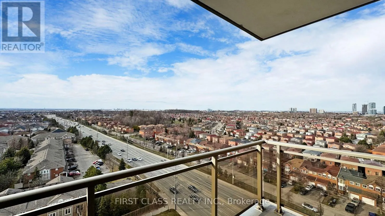 1201 - 810 SCOLLARD COURT