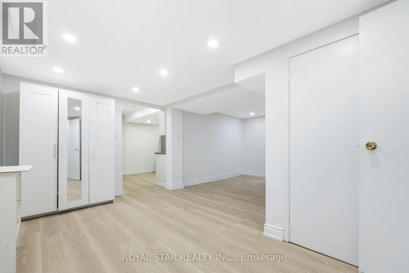 137 ECCLESTONE DRIVE