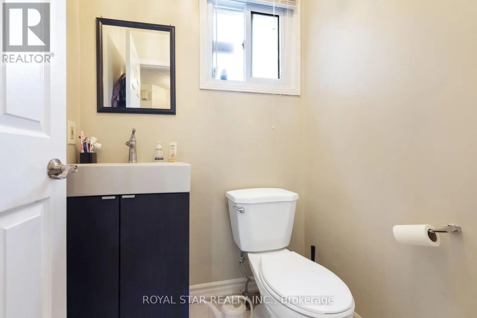 137 ECCLESTONE DRIVE