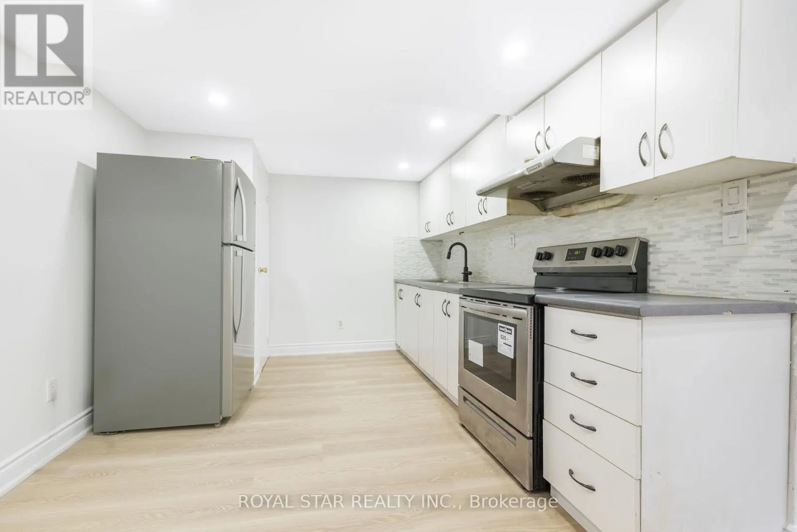 137 ECCLESTONE DRIVE