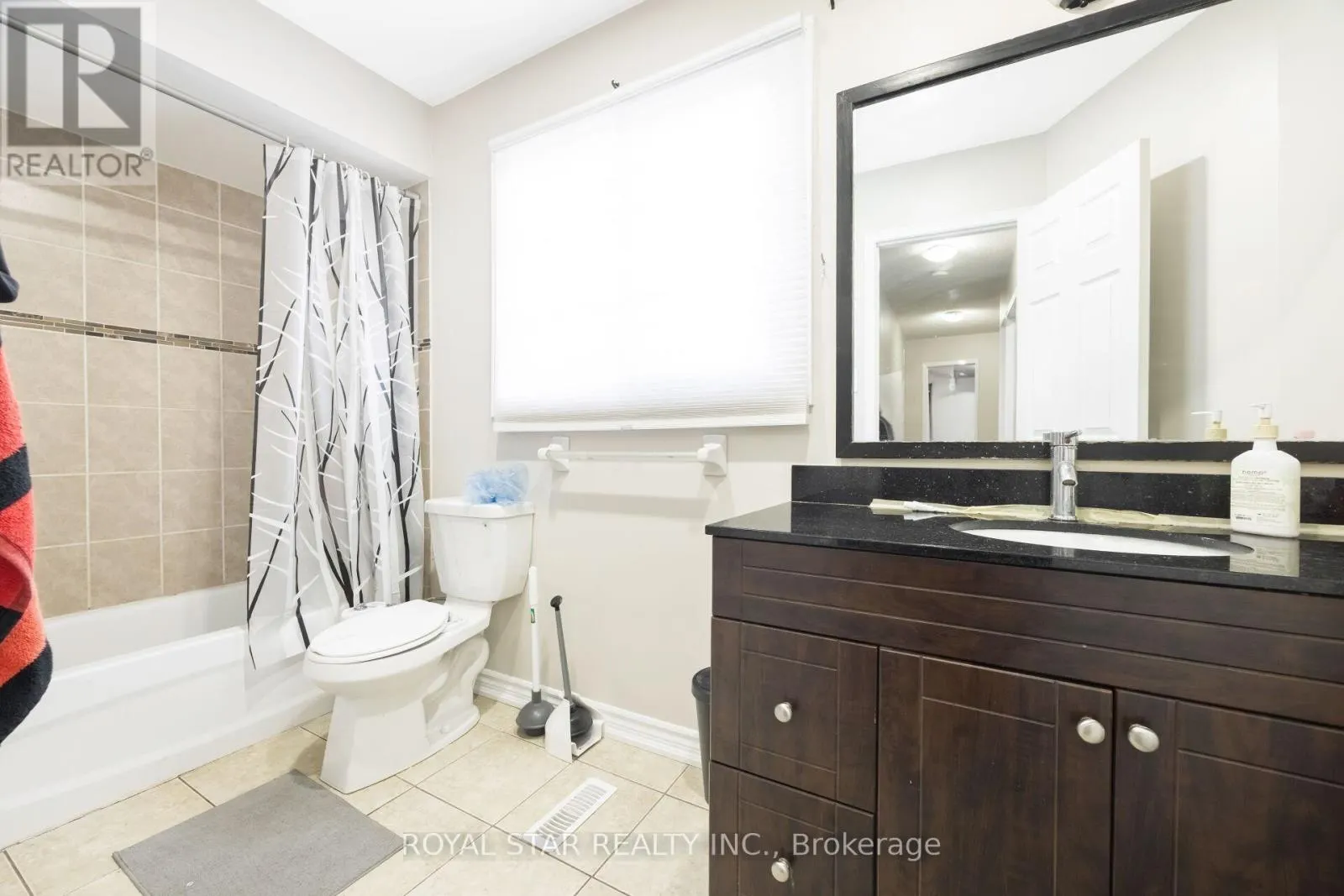 137 ECCLESTONE DRIVE