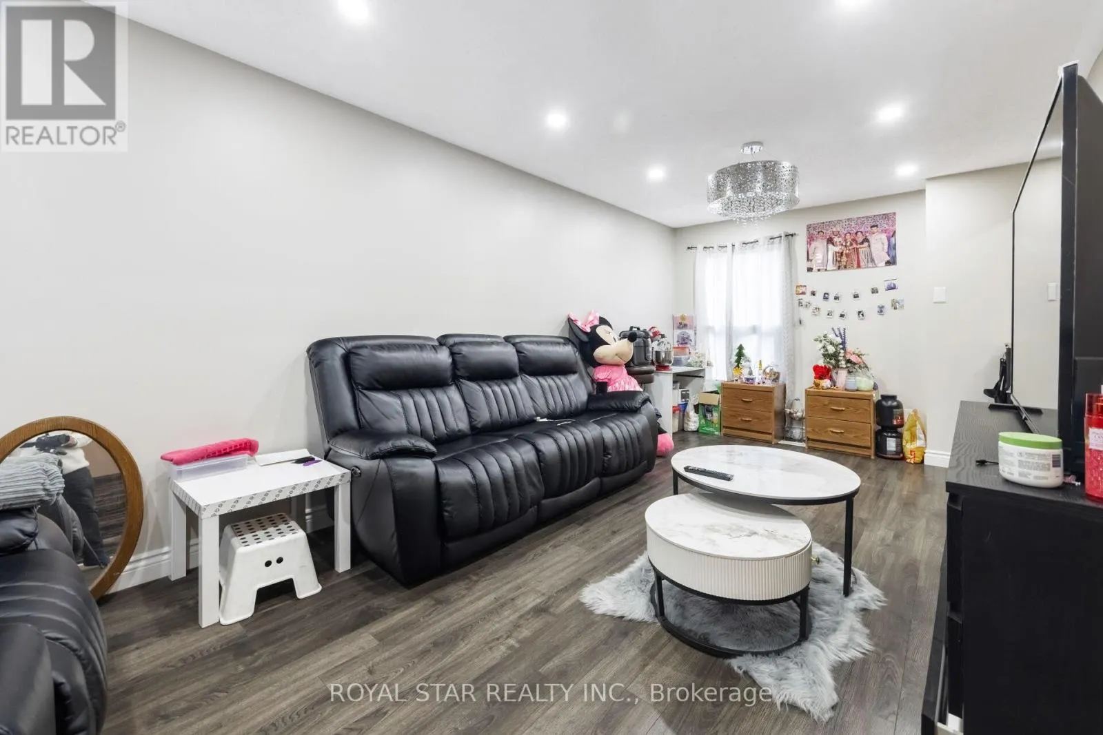 137 ECCLESTONE DRIVE