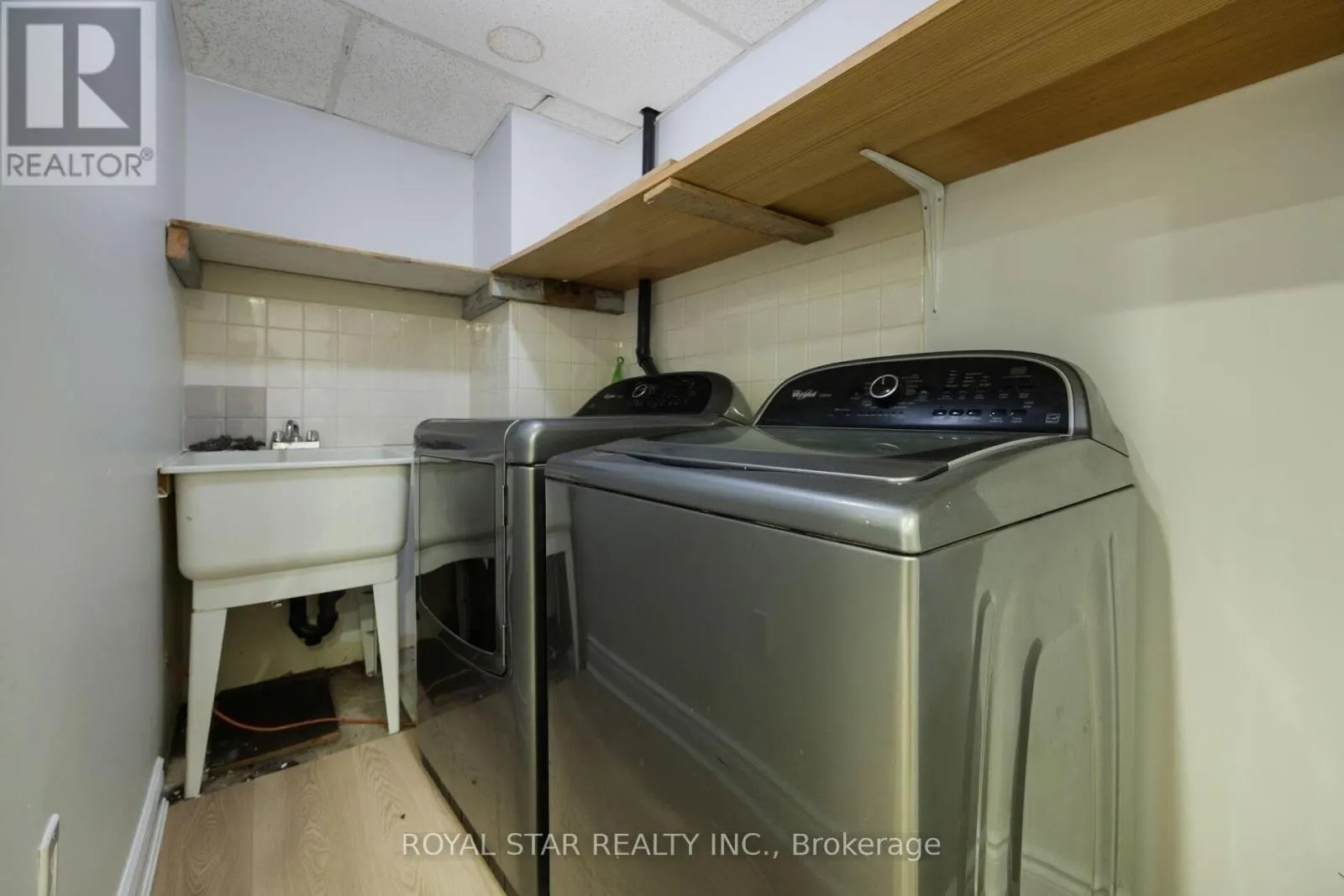 137 ECCLESTONE DRIVE